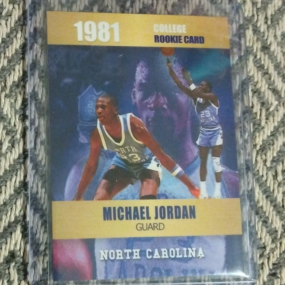 1981 MICHAEL JORDAN Limited Edition Novelty Basketball College Rookie Card